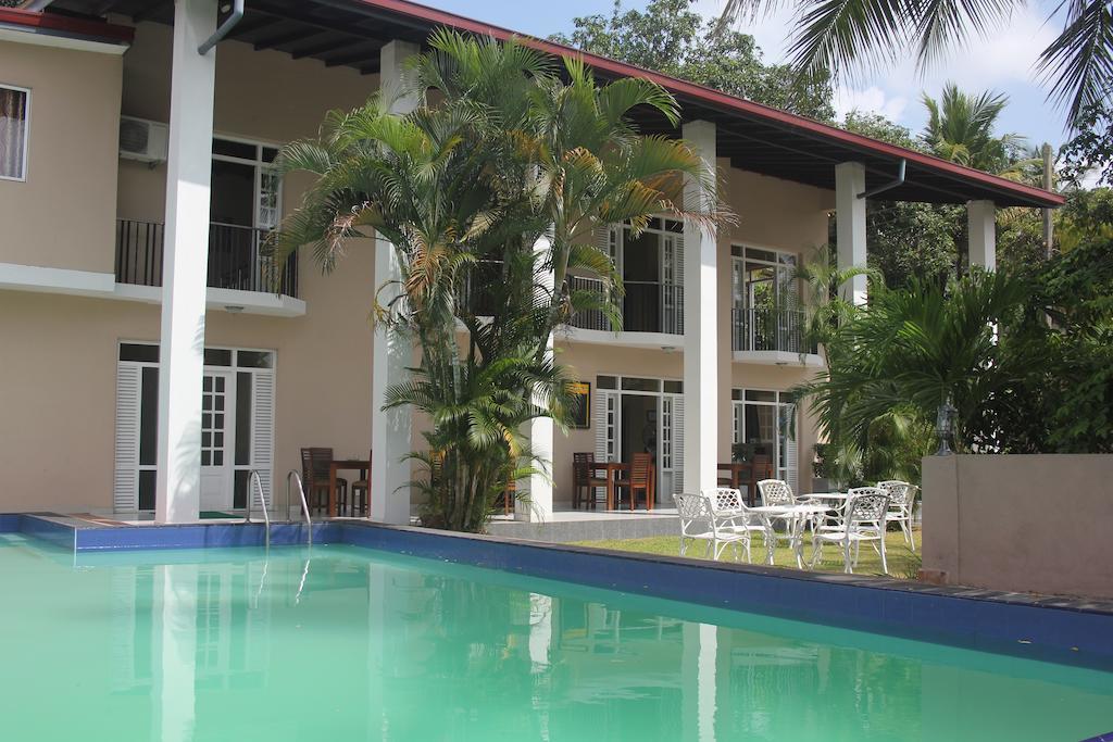 Grand 7 Hotel Thalawathugoda Talawatugoda Extérieur photo