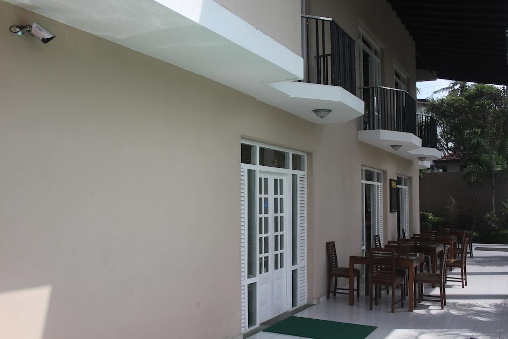 Grand 7 Hotel Thalawathugoda Talawatugoda Extérieur photo