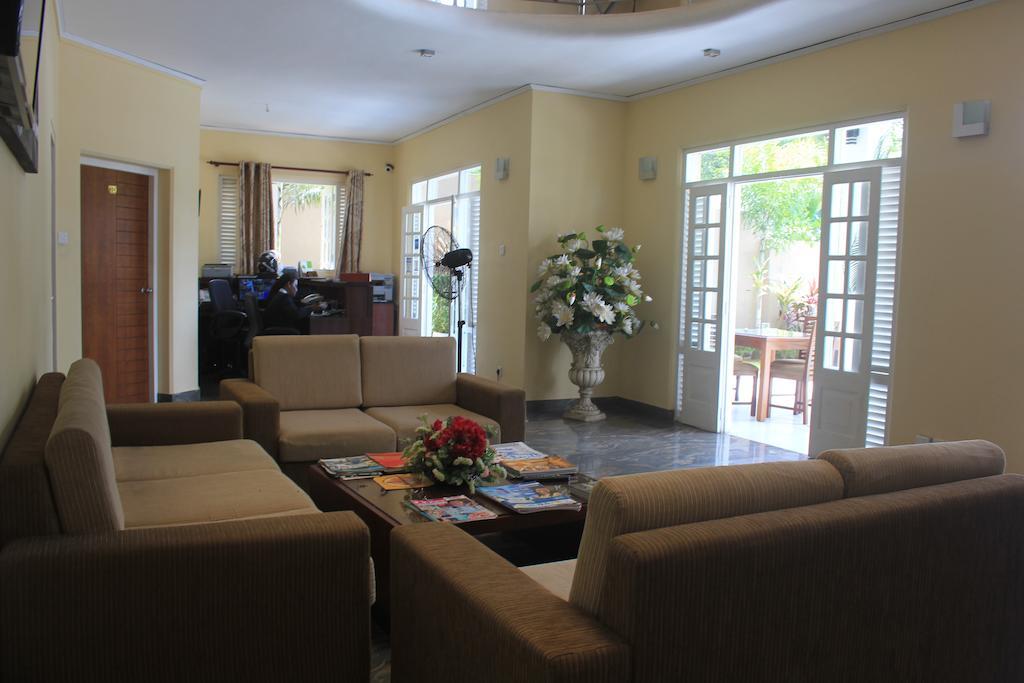 Grand 7 Hotel Thalawathugoda Talawatugoda Extérieur photo