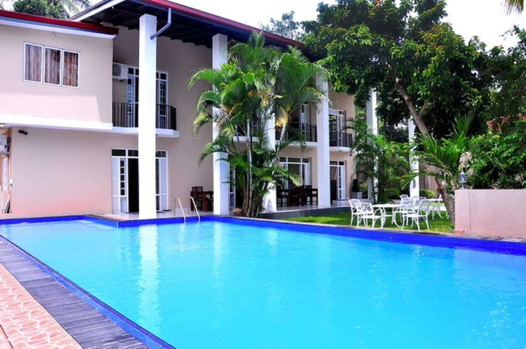 Grand 7 Hotel Thalawathugoda Talawatugoda Extérieur photo