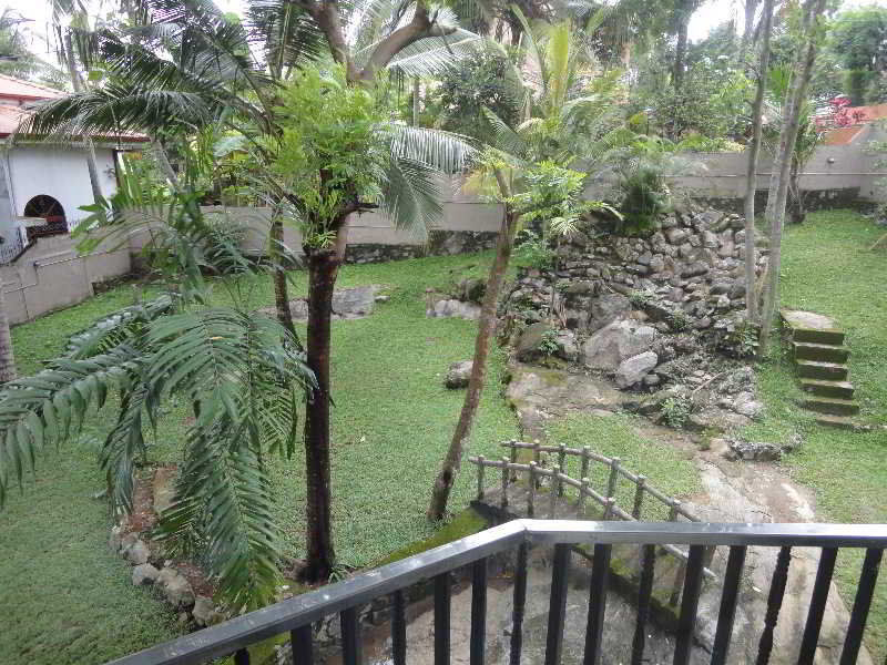 Grand 7 Hotel Thalawathugoda Talawatugoda Extérieur photo